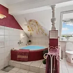 Holiday home Pet Friendly Home In Gesten Gesten