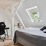 Pet Friendly Home In Gesten Holiday home