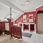 Pet Friendly Home In Gesten Holiday home