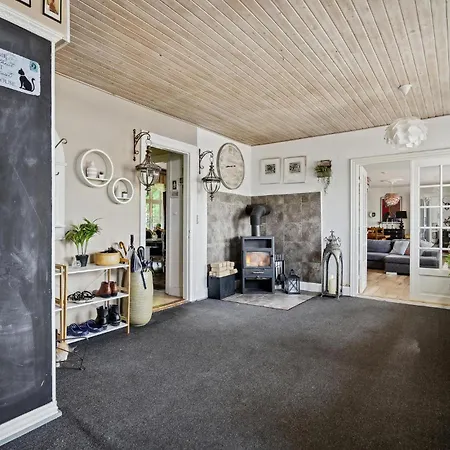 Pet Friendly In * Gesten