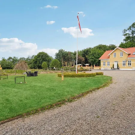 Pet Friendly In * Gesten
