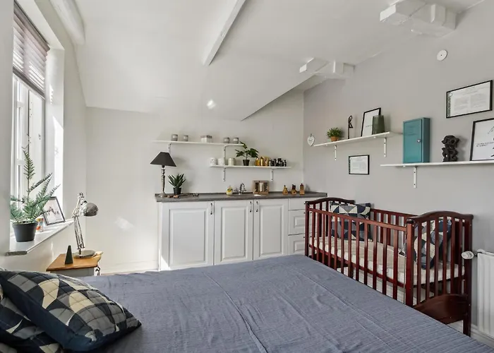 Nyaraló Lovely In *