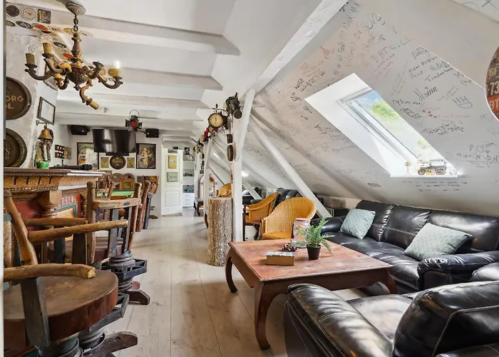 Lovely In Nyaraló *